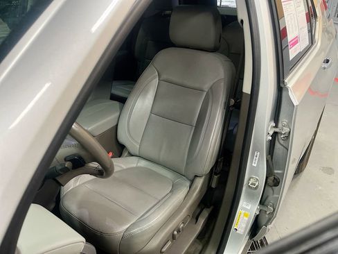 Used 2020 Chevrolet Traverse Premier image 20