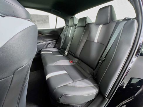 New 2026 Toyota Camry Hybrid image 14