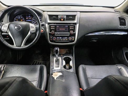 Used 2018 Nissan Altima 2.5 SL FWD image 13