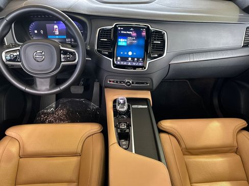 Certified 2024 Volvo XC90 T8 Ultimate w/ Lounge Package AWD/4WD image 16