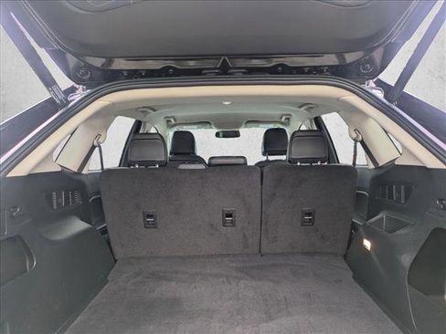 Used 2022 Ford Edge SEL w/ Convenience Package image 6