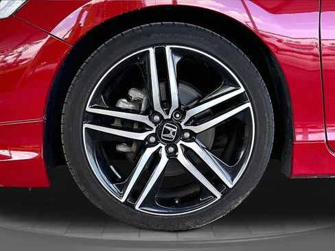 Used 2016 Honda Accord Sport image 30