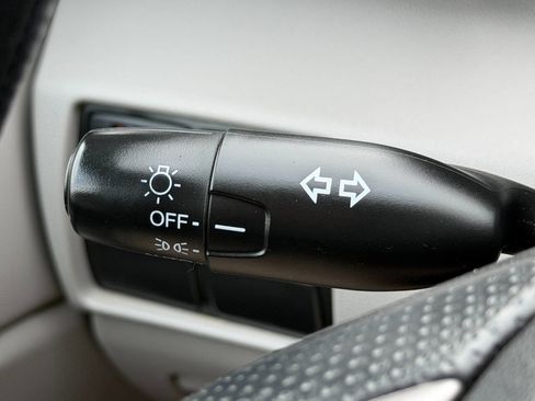 Used 2015 Honda Odyssey EX image 38