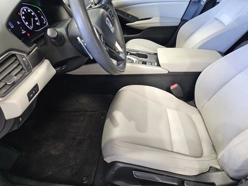 Used 2020 Honda Accord Hybrid image 14