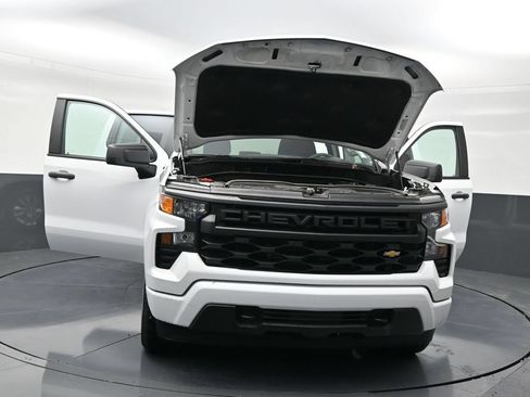 Used 2024 Chevrolet Silverado 1500 Custom RWD image 30
