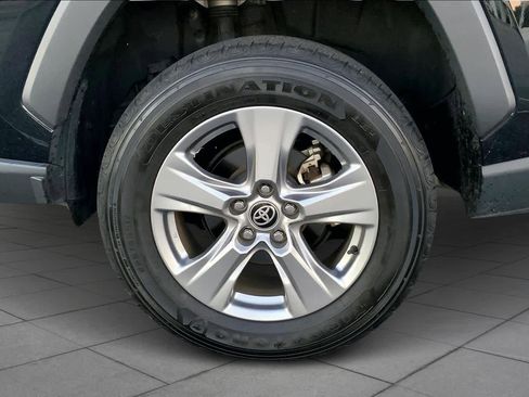 Used 2024 Toyota RAV4 XLE image 10