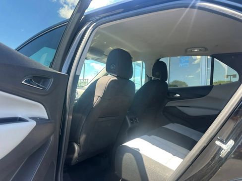 Used 2018 Chevrolet Equinox LT FWD image 13