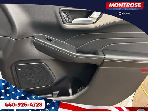 Used 2022 Ford Escape SEL w/ Technology Package image 30