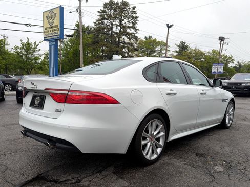 Used 2017 Jaguar XF R-Sport image 7