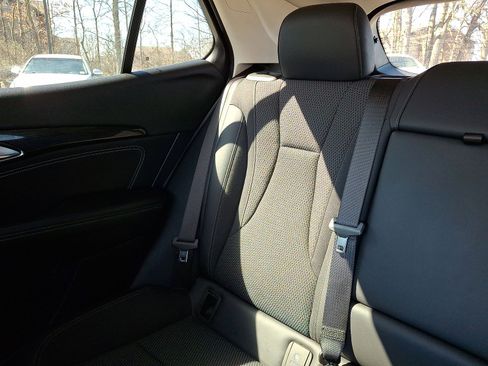Used 2022 Buick Envision Preferred FWD image 12