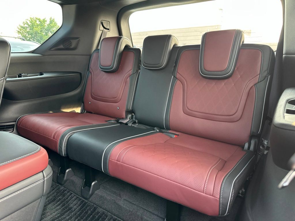 New 2026 INFINITI QX80 Autograph w/ Autograph Exterior Package AWD/4WD image 34