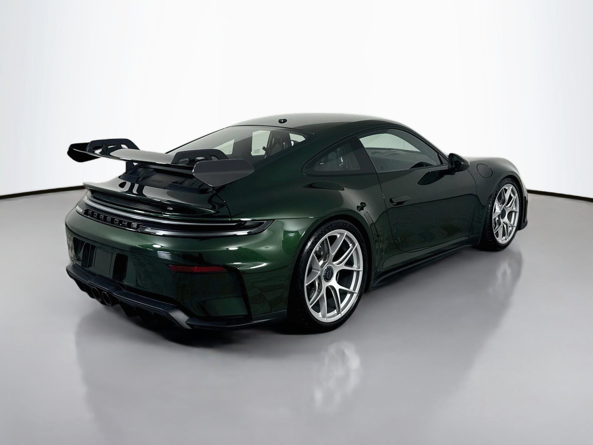 Certified 2025 Porsche 911 GT3 RWD image 9