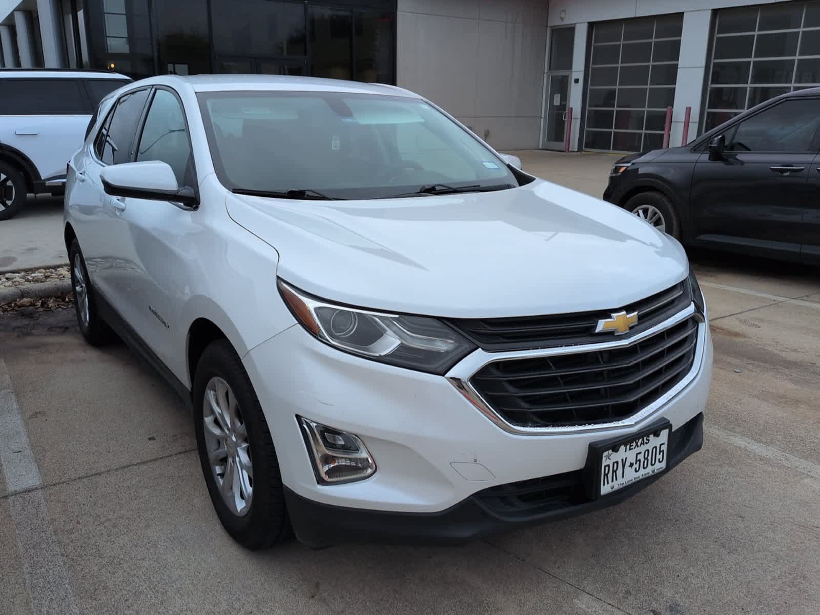 Used 2019 Chevrolet Equinox LT FWD image 3