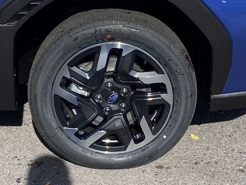 New 2025 Subaru Forester Limited image 29