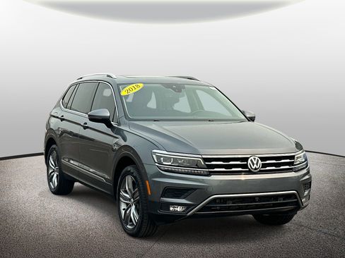 Used 2018 Volkswagen Tiguan SEL Premium AWD/4WD image 6