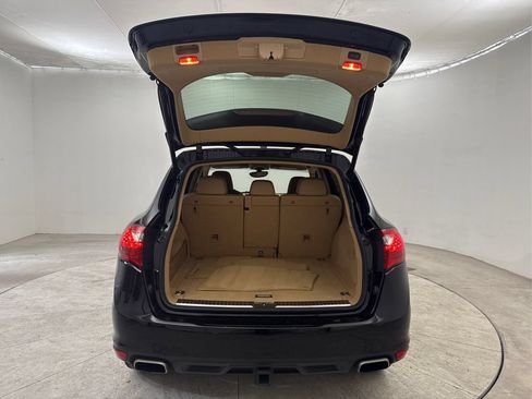 Used 2014 Porsche Cayenne AWD/4WD image 22