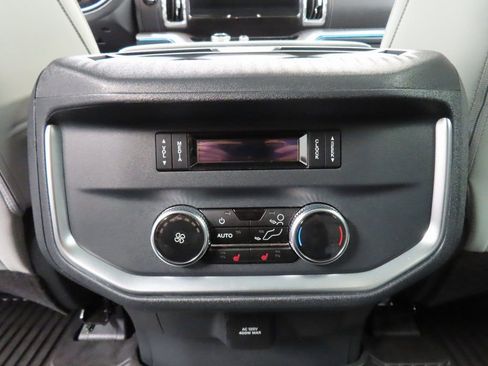 Used 2025 Ford Expedition Max Platinum w/ Platinum Ultimate Package image 11