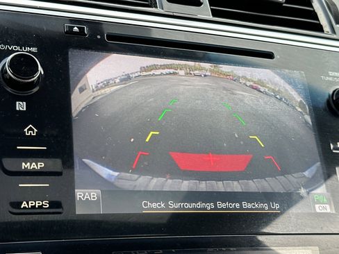 Used 2018 Subaru Outback 2.5i Limited image 24