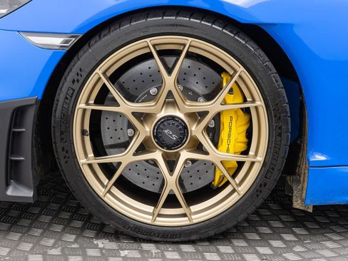 Used 2025 Porsche 718 Cayman GT4 RS RWD image 8