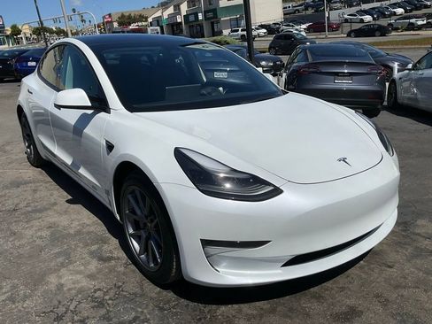 Used 2023 Tesla Model 3 Standard Range image 71