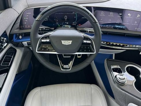New 2026 Cadillac Optiq Luxury 2 w/ LPO, Floor Liner Package AWD/4WD image 14