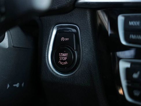 Used 2018 BMW 330i xDrive Sedan w/ Convenience Package image 42