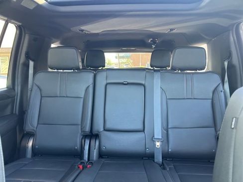 Certified 2024 Chevrolet Suburban RST w/ Luxury Package image 12