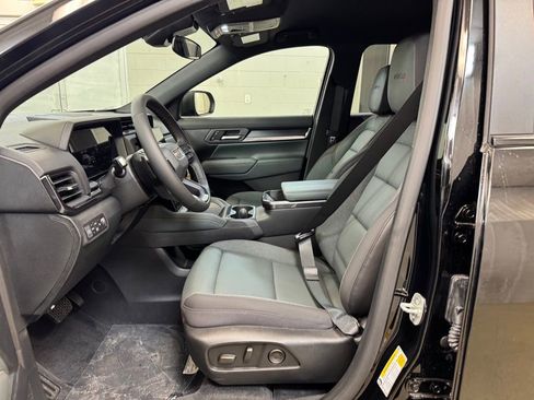 New 2026 GMC Terrain AT4 w/ LPO, Floor Liner Package AWD/4WD image 13