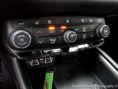 Used 2023 Dodge Durango R/T w/ Blacktop Package AWD/4WD image 25