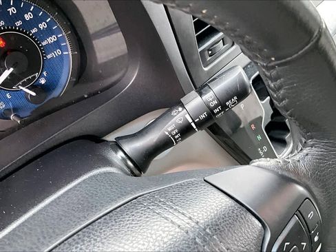 Used 2017 Toyota Sienna XLE image 16