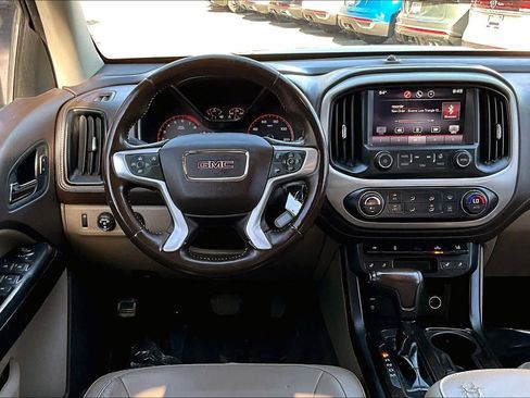 Used 2015 GMC Canyon SLT w/ Driver Alert Package image 6