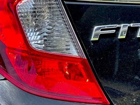 Used 2016 Honda Fit EX image 8