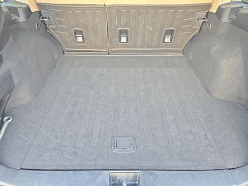 Used 2017 Subaru Outback 2.5i Limited w/ Popular Package #5 image 12