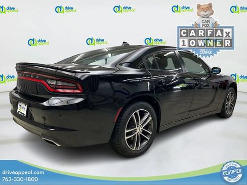 Used 2019 Dodge Charger SXT AWD/4WD image 5