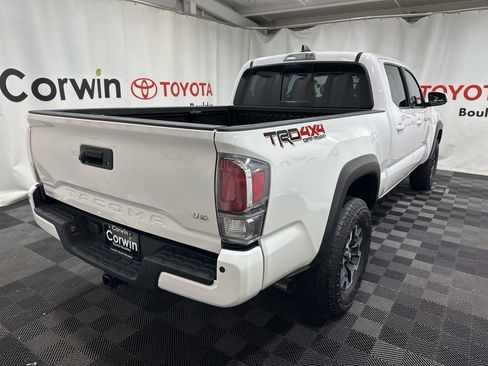 Used 2022 Toyota Tacoma TRD Off-Road image 8