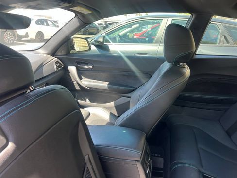 Used 2017 BMW M2 RWD image 10