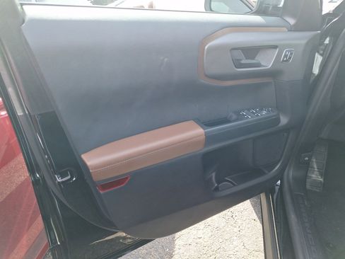 Used 2025 Ford Bronco Sport Outer Banks w/ Outer Banks Tech Package+ image 9