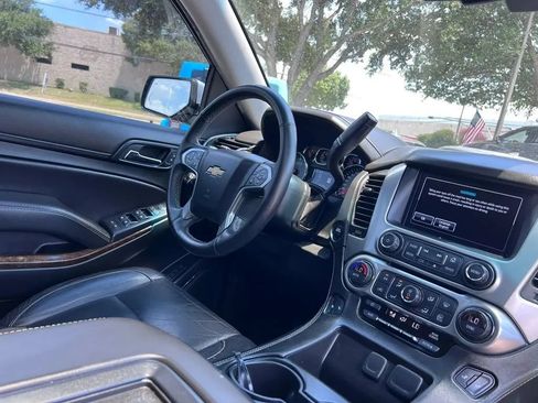 Used 2018 Chevrolet Tahoe LT AWD/4WD image 36