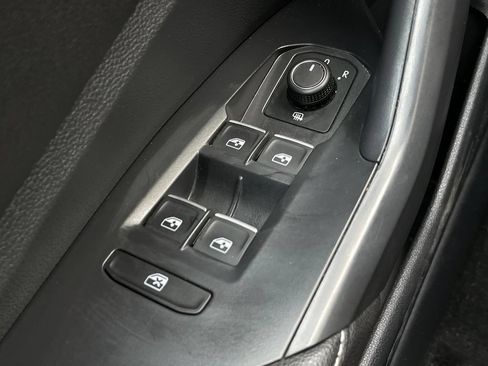 Used 2025 Volkswagen Jetta S FWD image 11