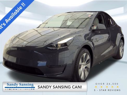 Used 2024 Tesla Model Y Long Range AWD/4WD image 1