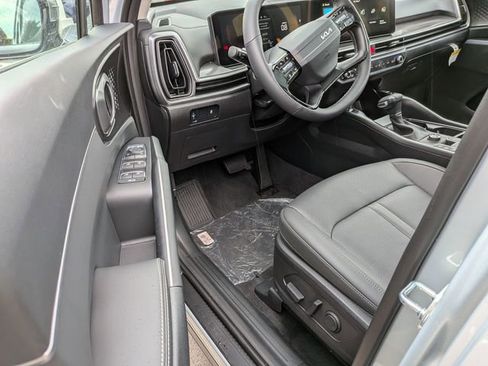 New 2026 Kia Sorento S FWD image 12