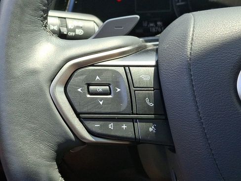 Used 2023 Lexus RX 350 Premium w/ Accessory Package AWD/4WD image 21