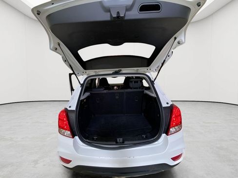 Used 2021 Chevrolet Trax LS w/ Tint and Cruise Package FWD image 34