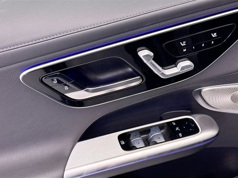Certified 2026 Mercedes-Benz GLC 300 image 22
