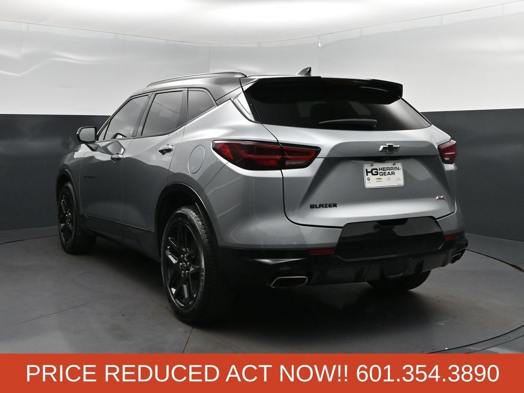 Used 2024 Chevrolet Blazer RS w/ Driver Confidence II Package FWD image 5
