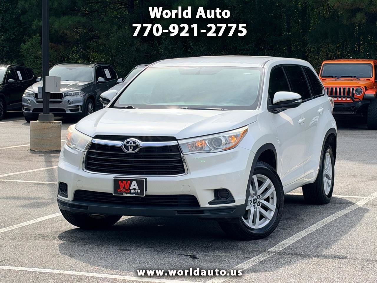 Used 2016 Toyota Highlander LE FWD image 1