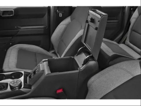 Used 2025 Ford Bronco 4-Door image 15