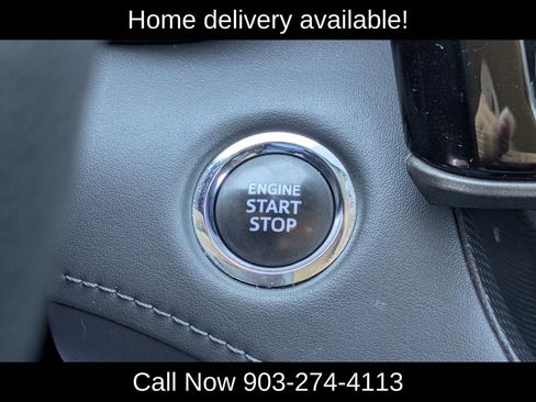 Used 2023 Toyota Highlander L image 18