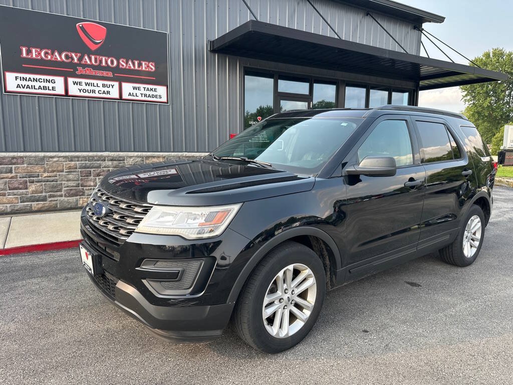 Used 2017 Ford Explorer FWD image 1