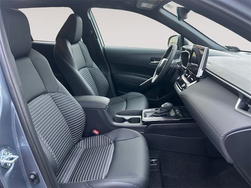 New 2026 Toyota Corolla Cross XSE image 15